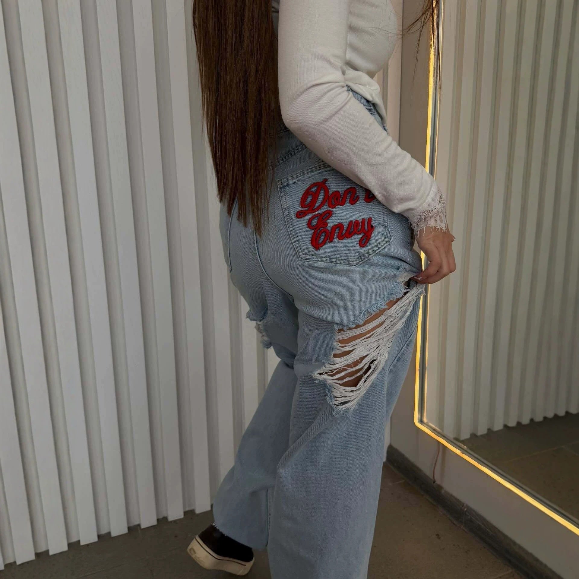 Embroidered Ripped Denim Pants